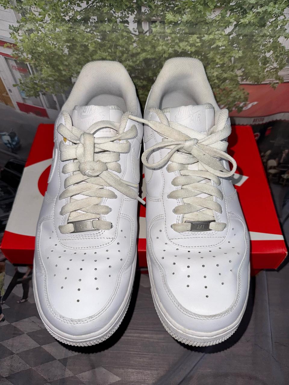 ① 에어포스 1 285 (28.5cm)