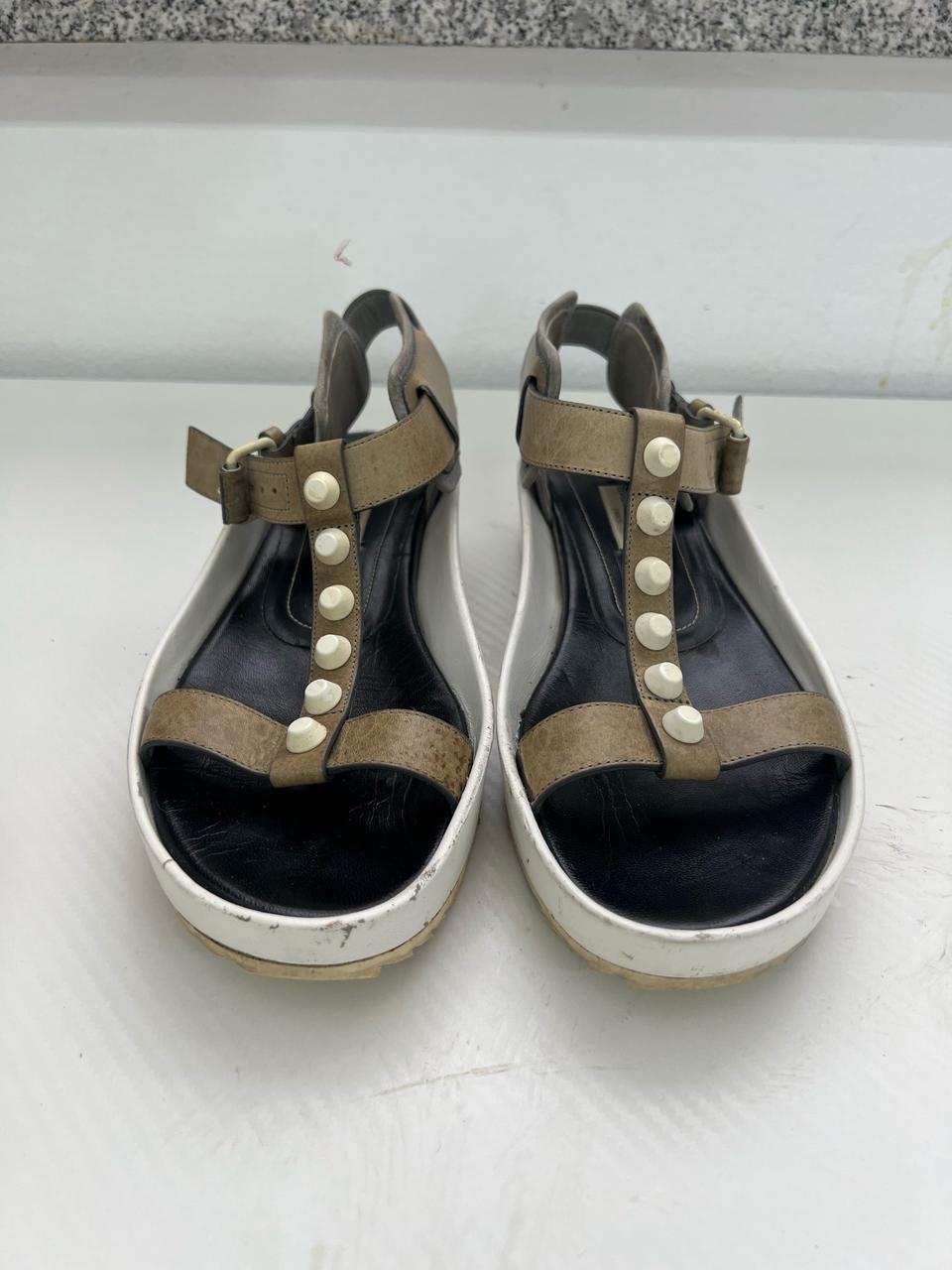 정품) 발렌시아가 여성 스터드 샌들 36.5