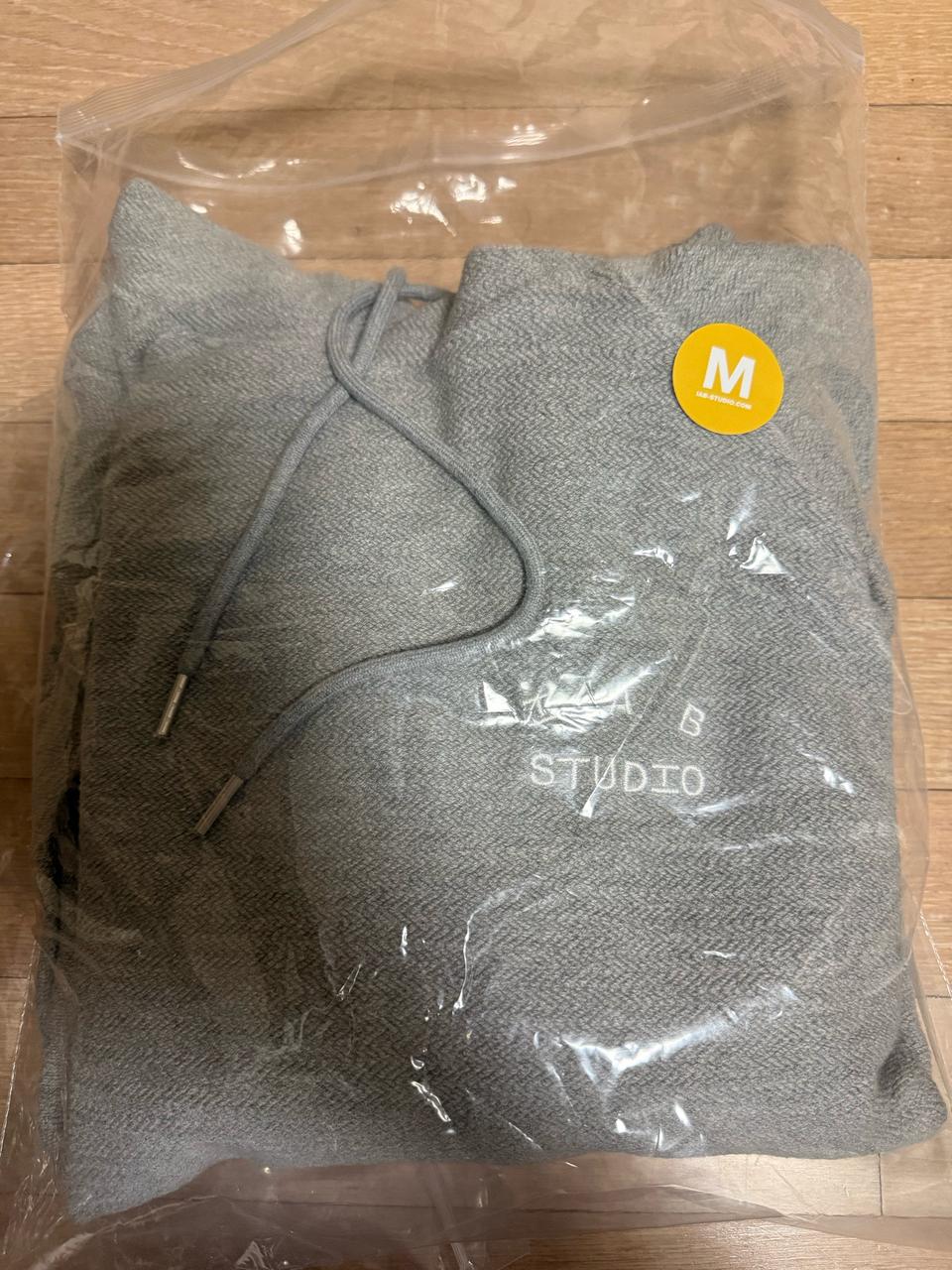 아이앱 헤링본 후드티 m 사이즈