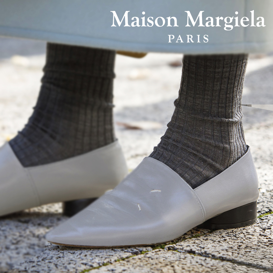 [새제품] 메종마르지엘라 4스티치 플랫 발레리나 뮬 키키로퍼(245)