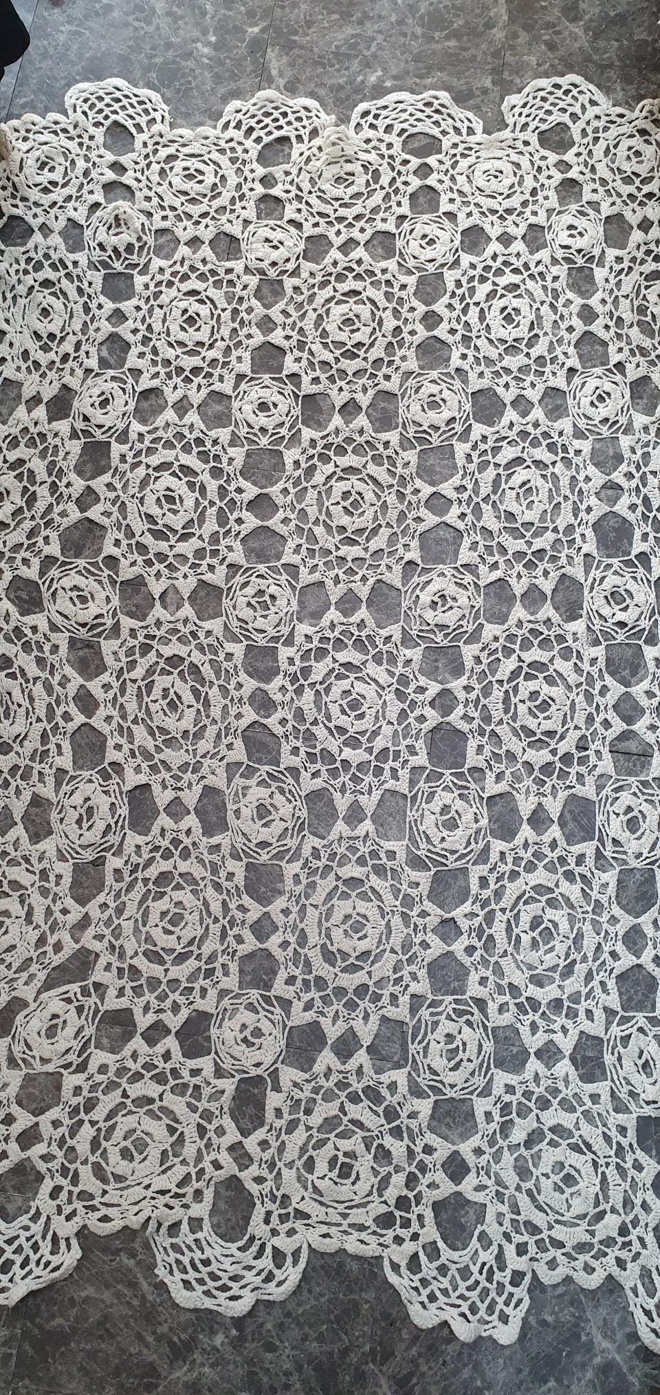 손뜨게테이블보