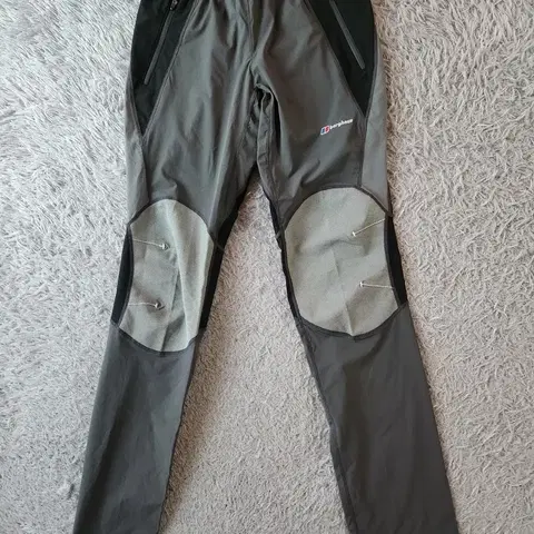 버그하우스 여름용 등산바지