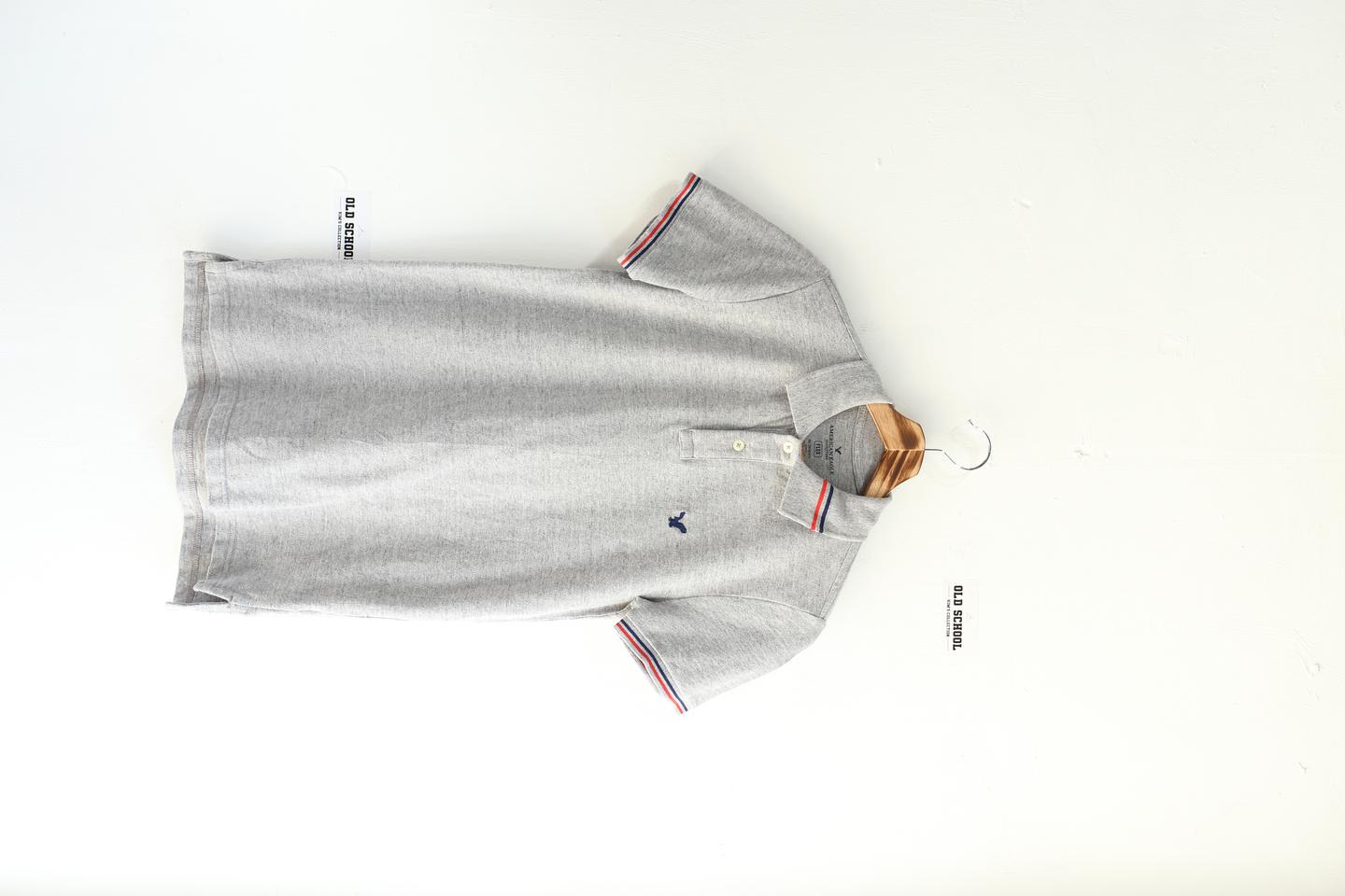 아메리칸 이글 그레이 반팔셔츠 XS사이즈