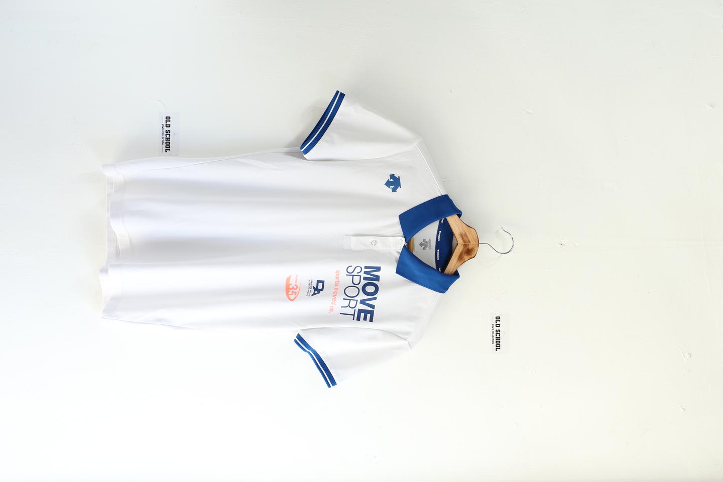 데상트 반팔 화이트티셔츠 95사이즈