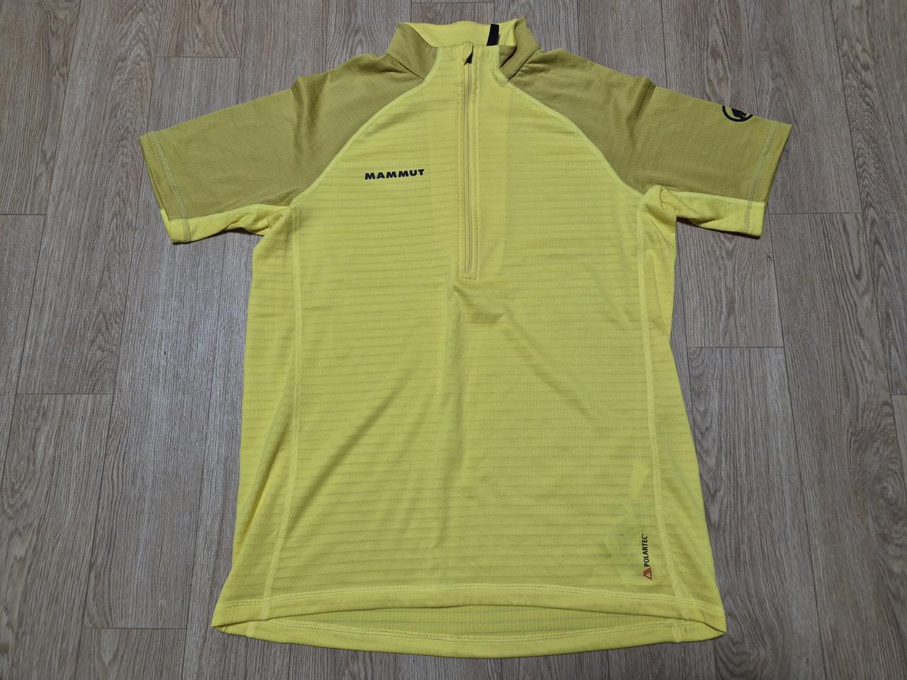 마무트 Mammut - Atacazo 반팔 집업 (택만 제거한 새제품)