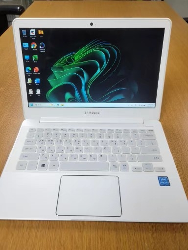 삼성노트북 9 Lite