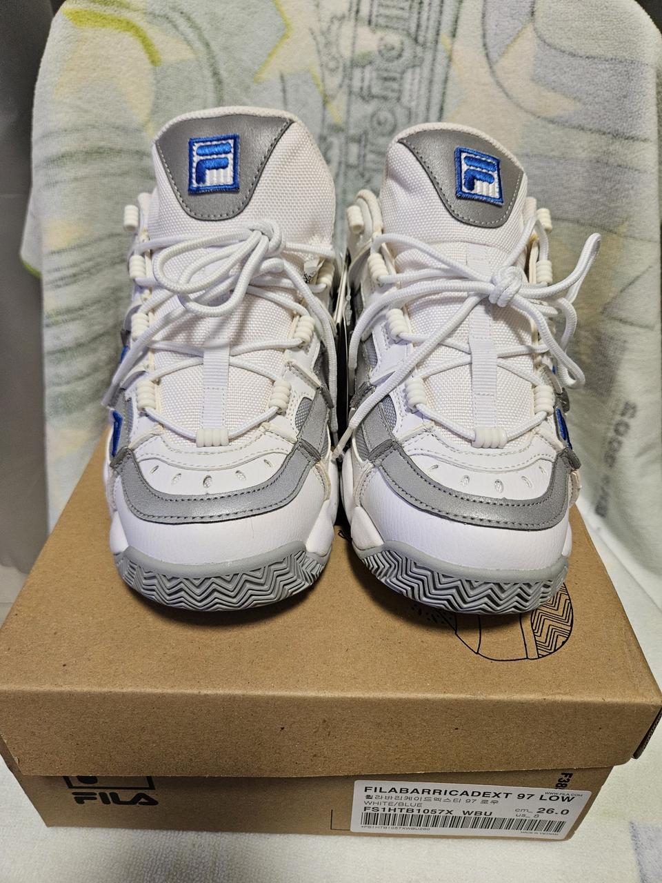 260m 휠라 바리케이드 운동화