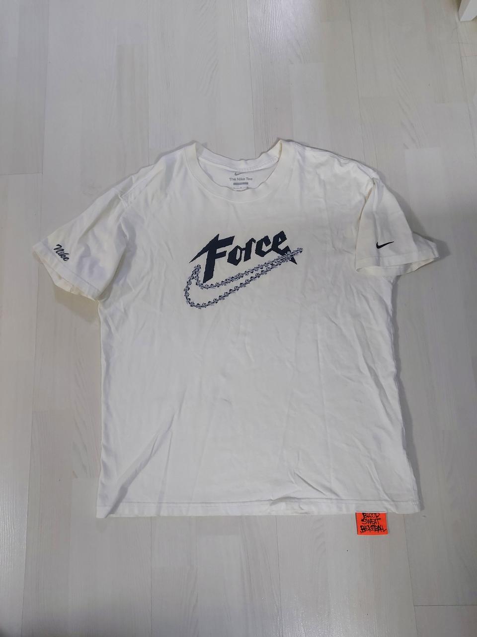 나이키 포스 반팔티