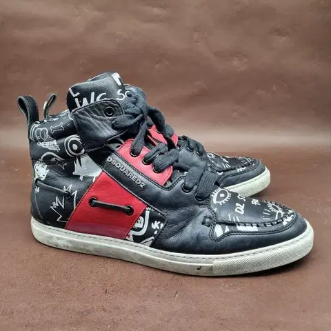 디스퀘어드2 남성미드 42 270,