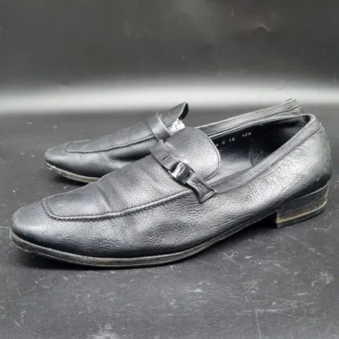 페라가모 남성로퍼10.5 285,