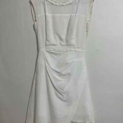 미샤 michaa 민소매 화이트 원피스