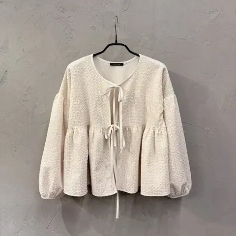 르세지엠 리본 쉬폰자켓