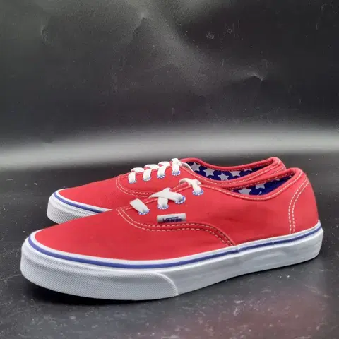 반스 어센틱 레드 여성스니커즈 245,