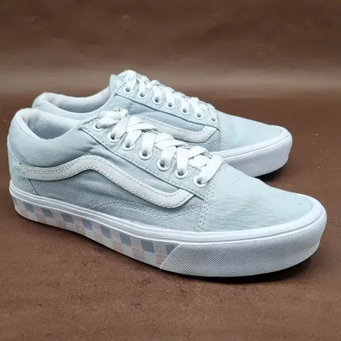 반스 올드스쿨 사이드월 나이트 스니커즈 245,