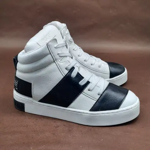 슈퍼콤마 B 여성키높이 하이탑250 굽5,