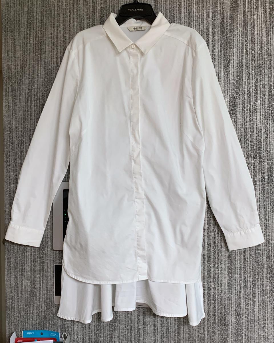 블루페페 플리츠 디테일 코튼 블렌드 화이트 롱셔츠 블라우스 90