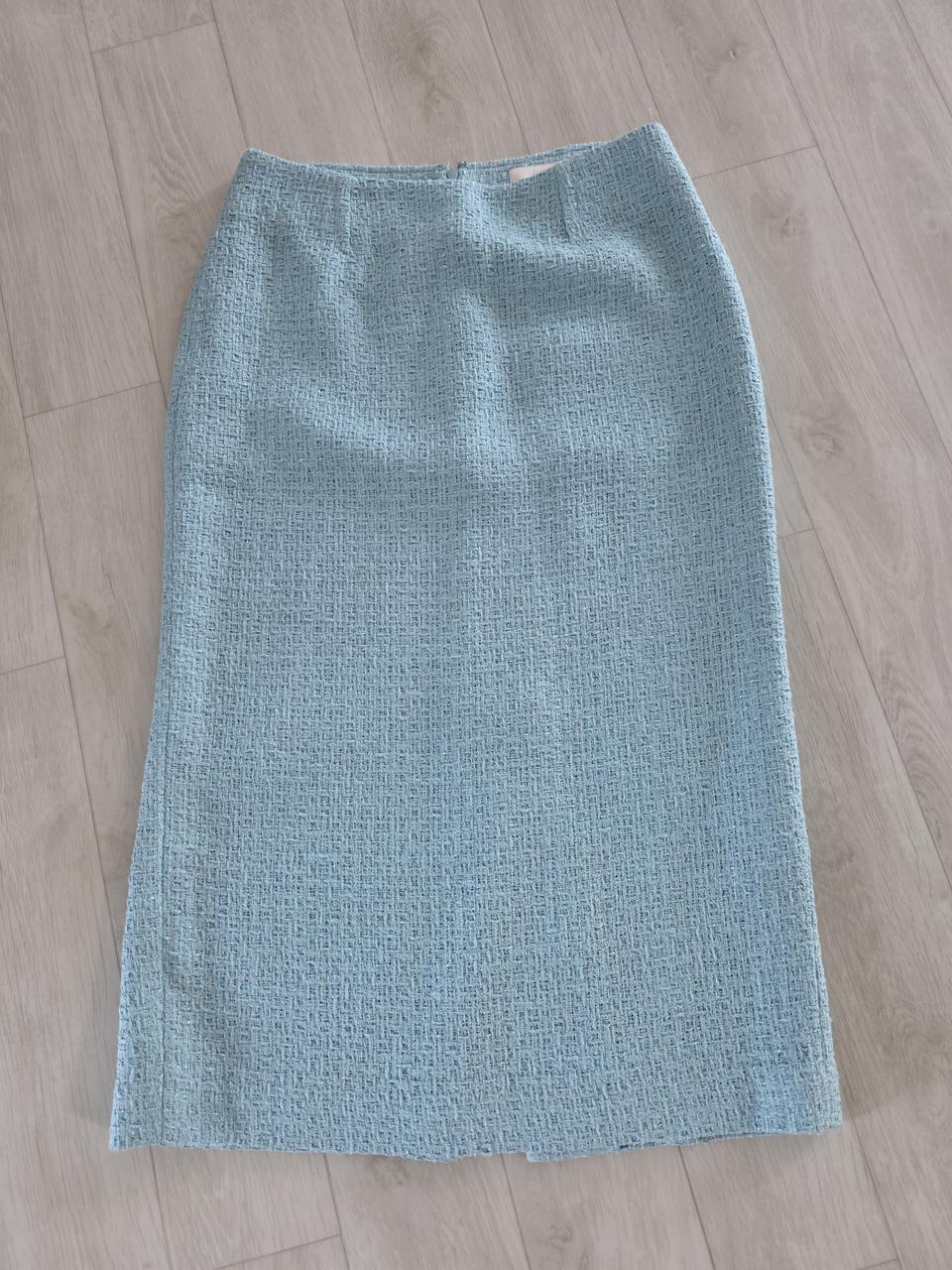 르베이지 스커트