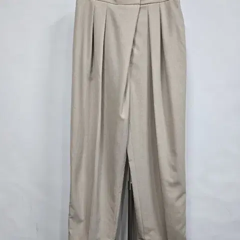 구호 KUHO 바지 핀턱 테이퍼드 슬랙스 팬츠