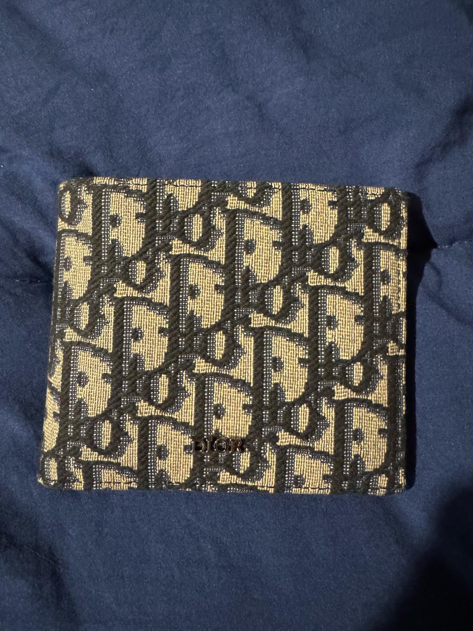 디올 오블리크 반지갑 팝니다