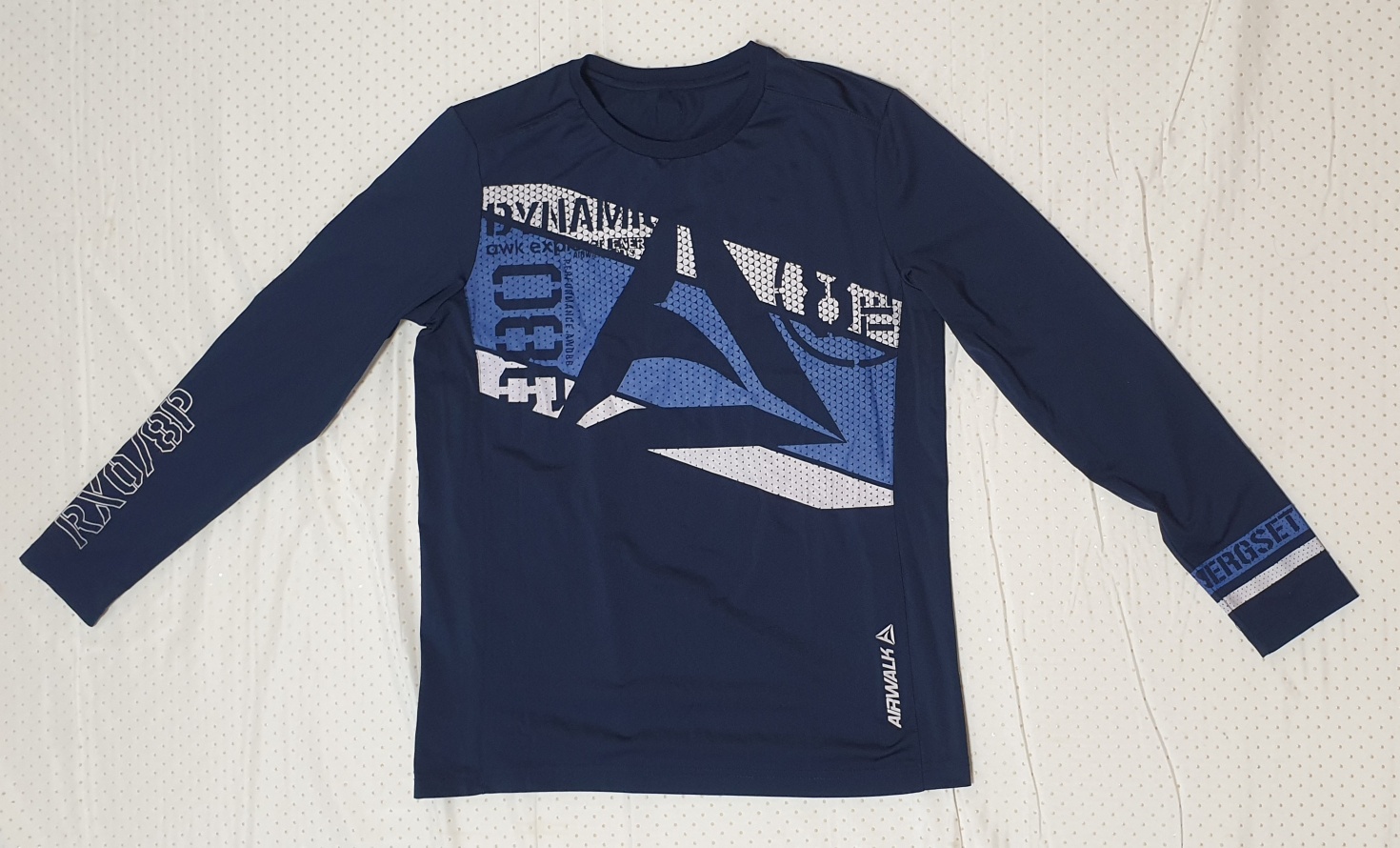 에어워크 얇은 기능성 티셔츠 거의새옷