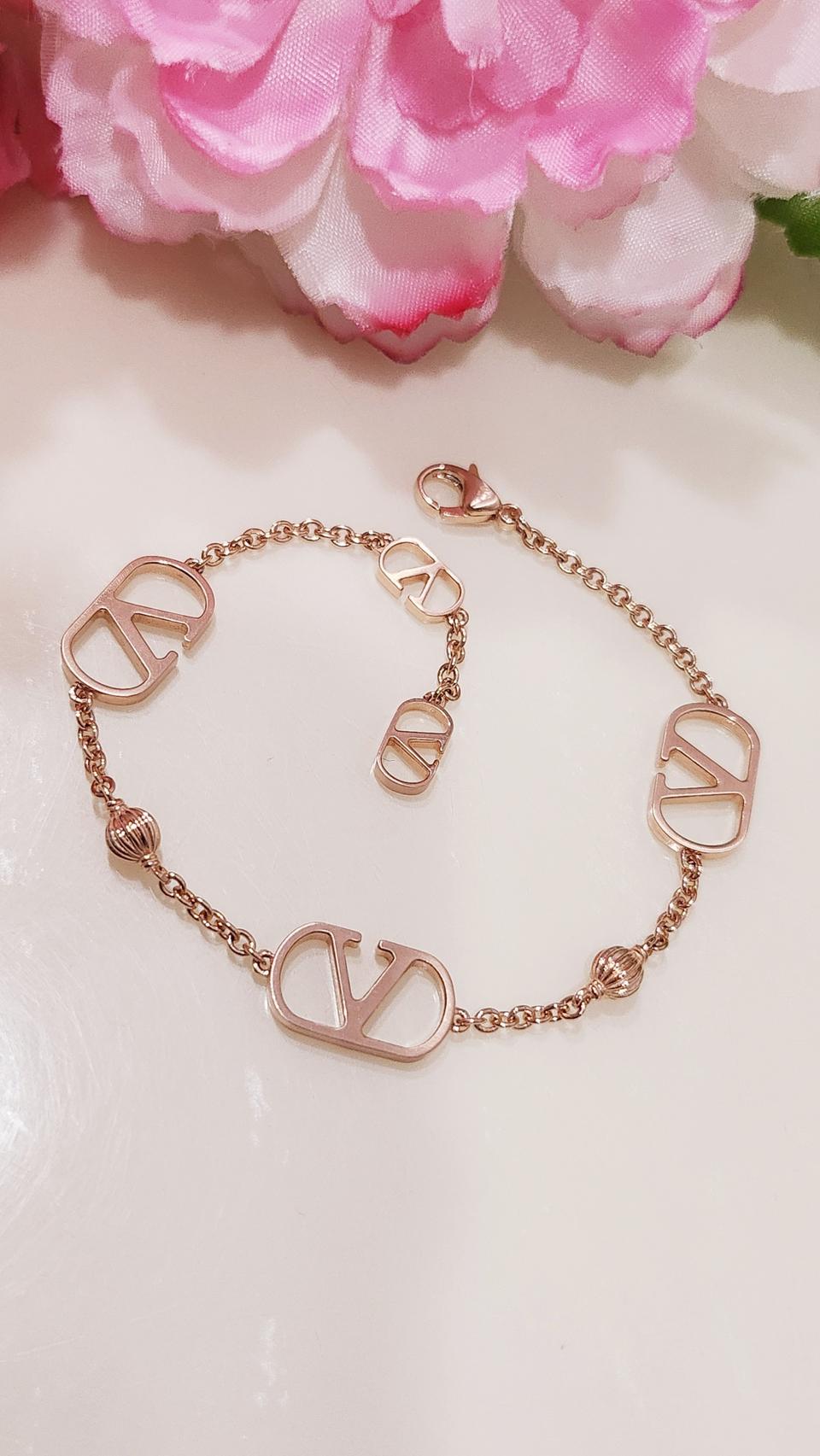 *초특가새상품* 18k 트렌디 시그니처 팔찌