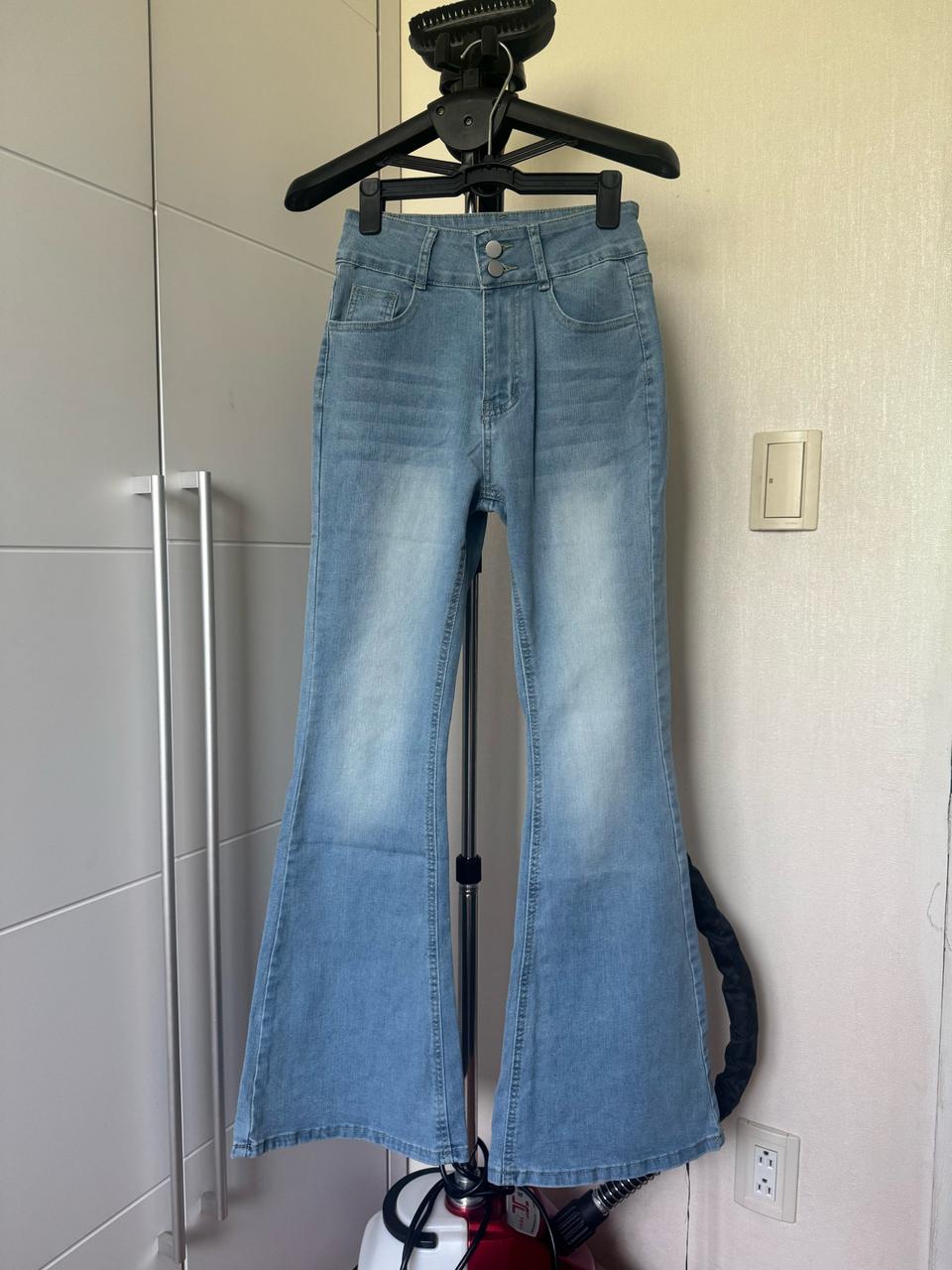 [새것]신축성 좋은 투버튼 부츠컷 청바지 연청/진청25-26