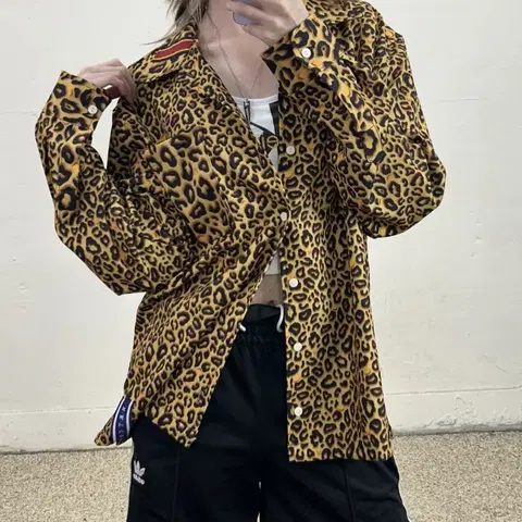 로맨틱크라운 레오파드 셔츠 M