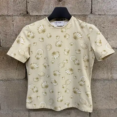 셀린느 하프 슬리브 탑