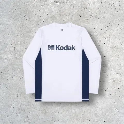 [새상품] 코닥 흰색 래쉬가드 팝니다!