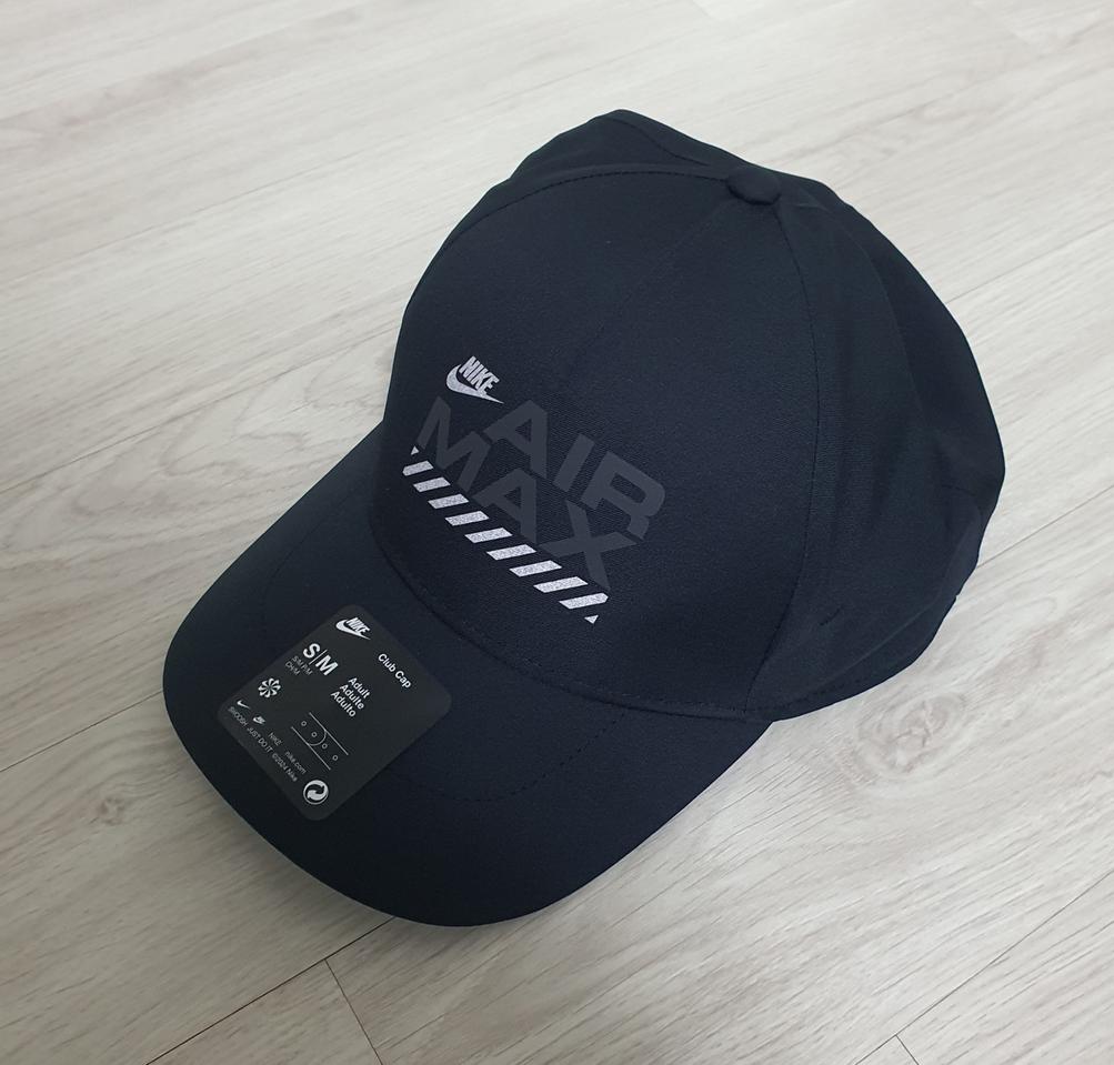 나이키 에어맥스 그래픽캡 스냅백 모자 S/M사이즈 블랙컬러 새제품 6만원