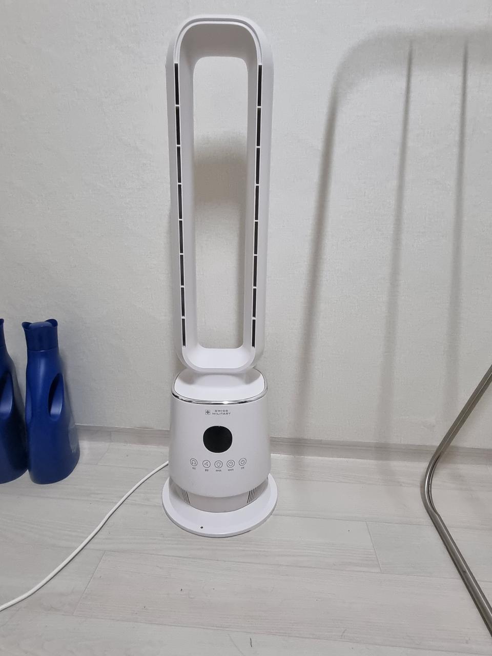 스위스밀리터리 타워형 선풍기 팝니다