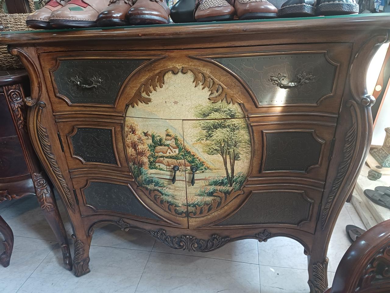 타피엔틱서랍장