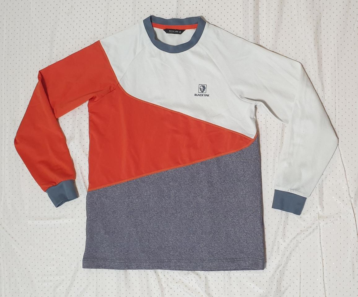 블랙야크 키즈 긴팔등산티셔츠 깨끗한옷