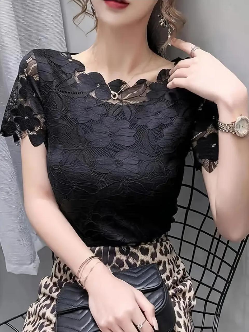 (댄스복)블랙 레이스 반팔 블라우스 새상품
