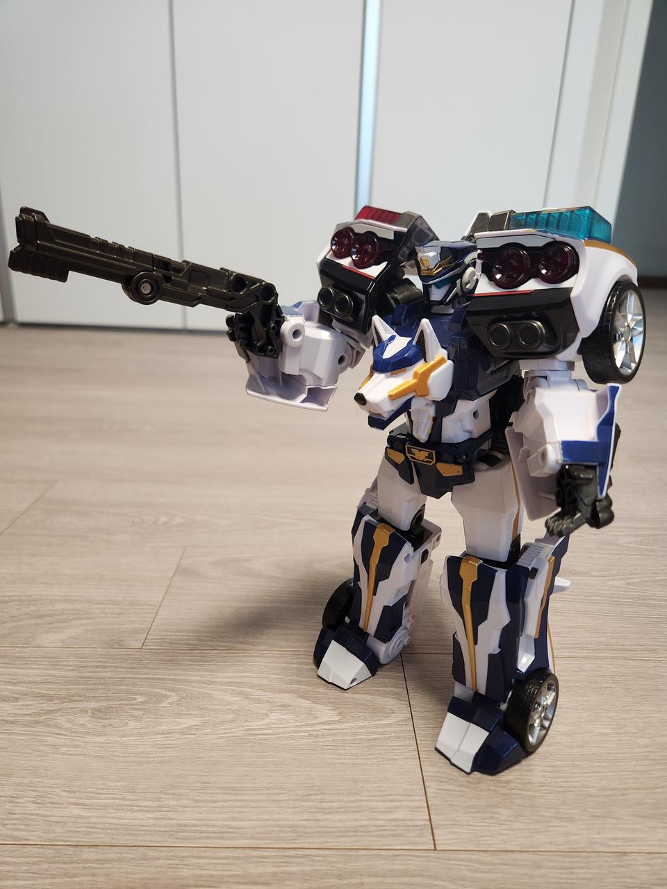 또봇V 캡틴 폴리스