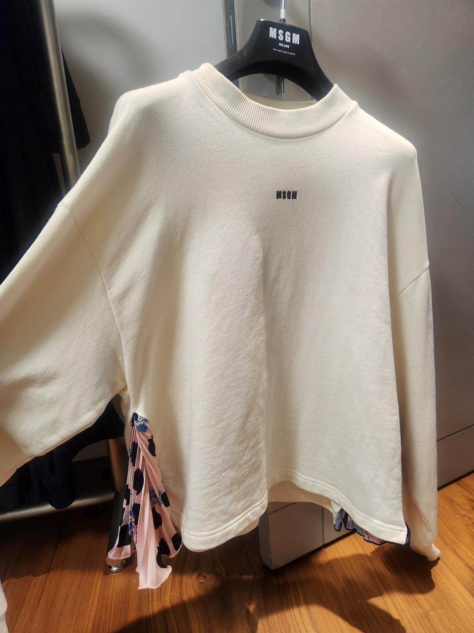 MSGM 엠에스지엠 로고 자수 커튼 스웨트셔츠