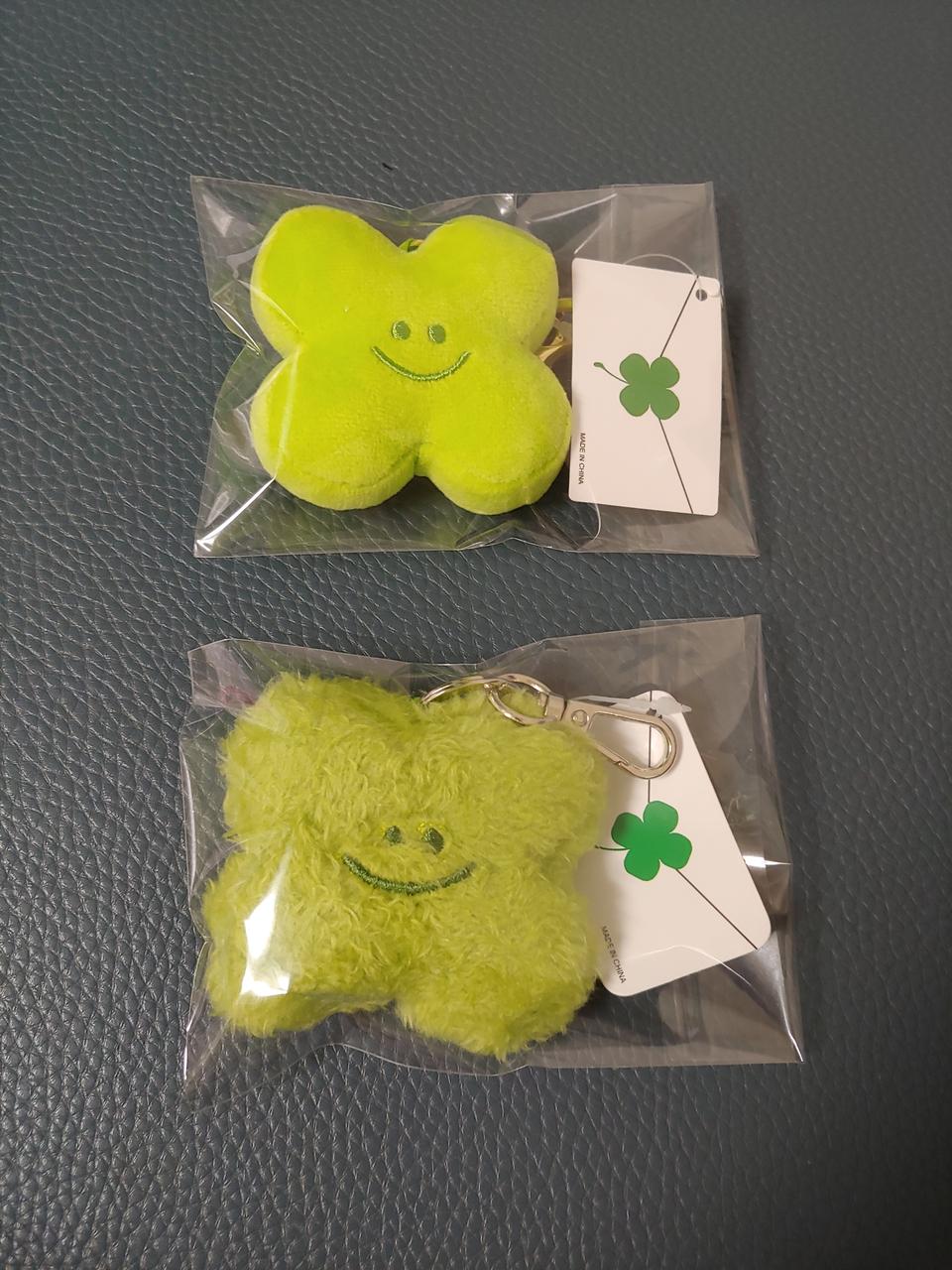 귀여운 네잎클로버 가방고리 키링이에요