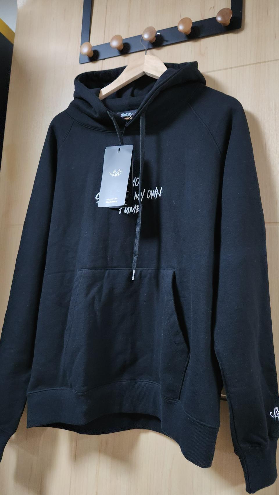 제이비(JAY B  GOT-7)  후드티셔츠 M사이즈