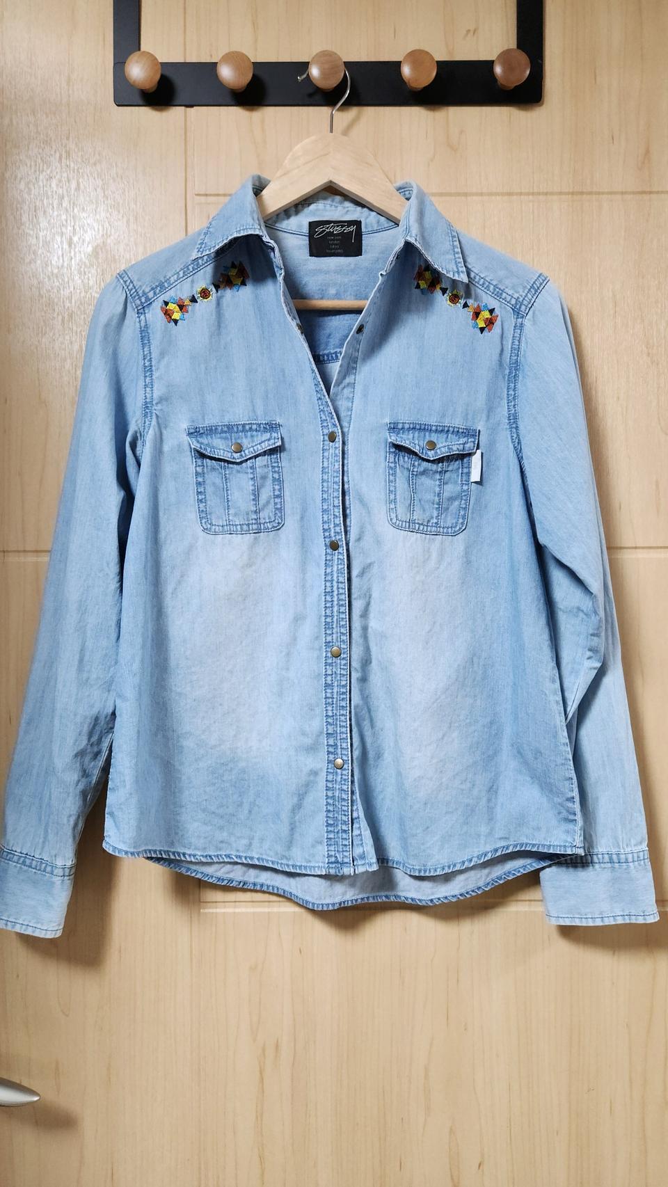 정품 스투시 Stüssy 여성 댕가리자수 데님 셔츠 M