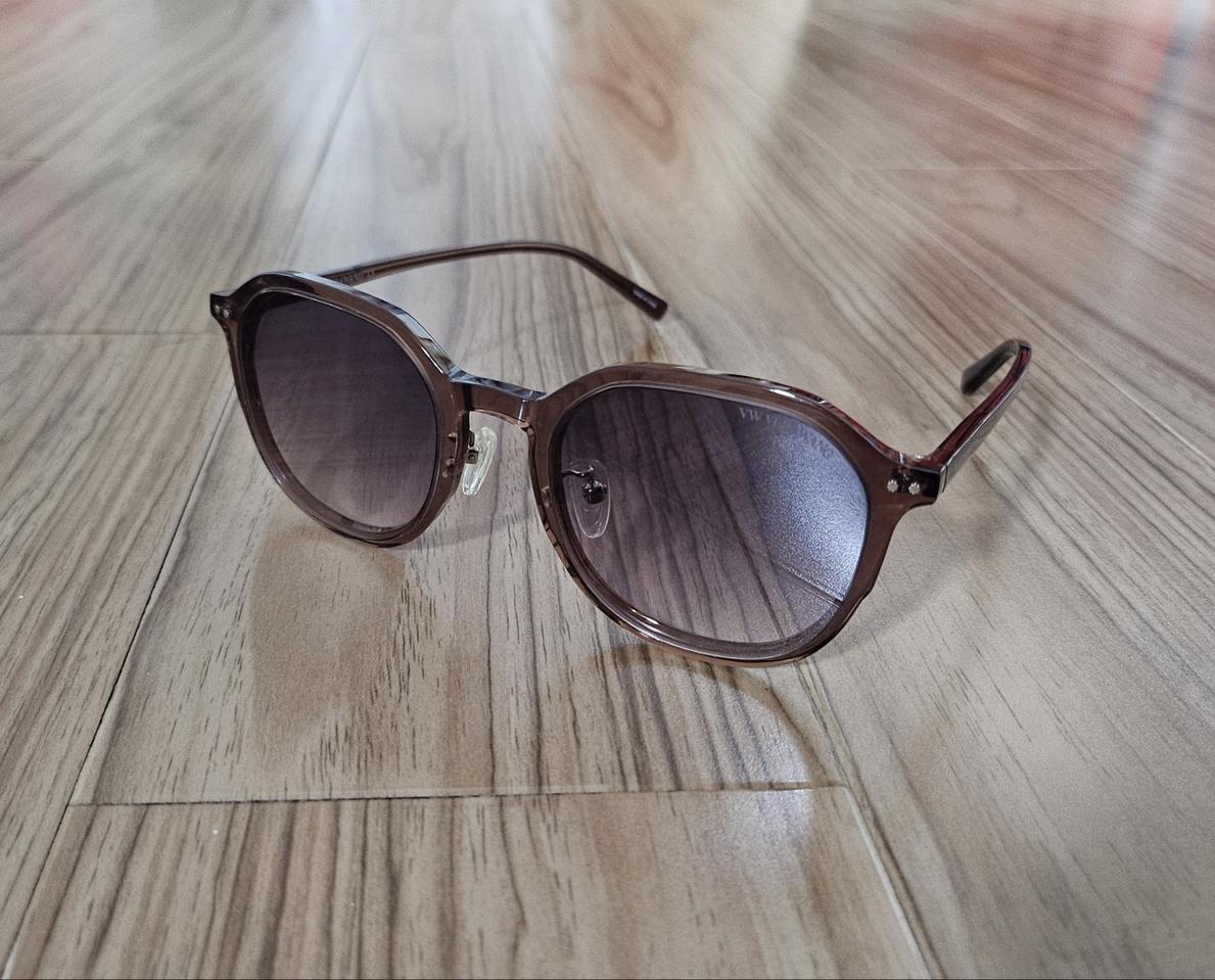 베라왕 선글라스