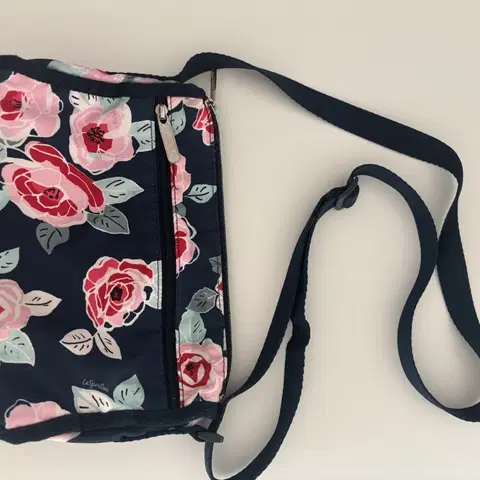 정품 레스포삭 크로스 백