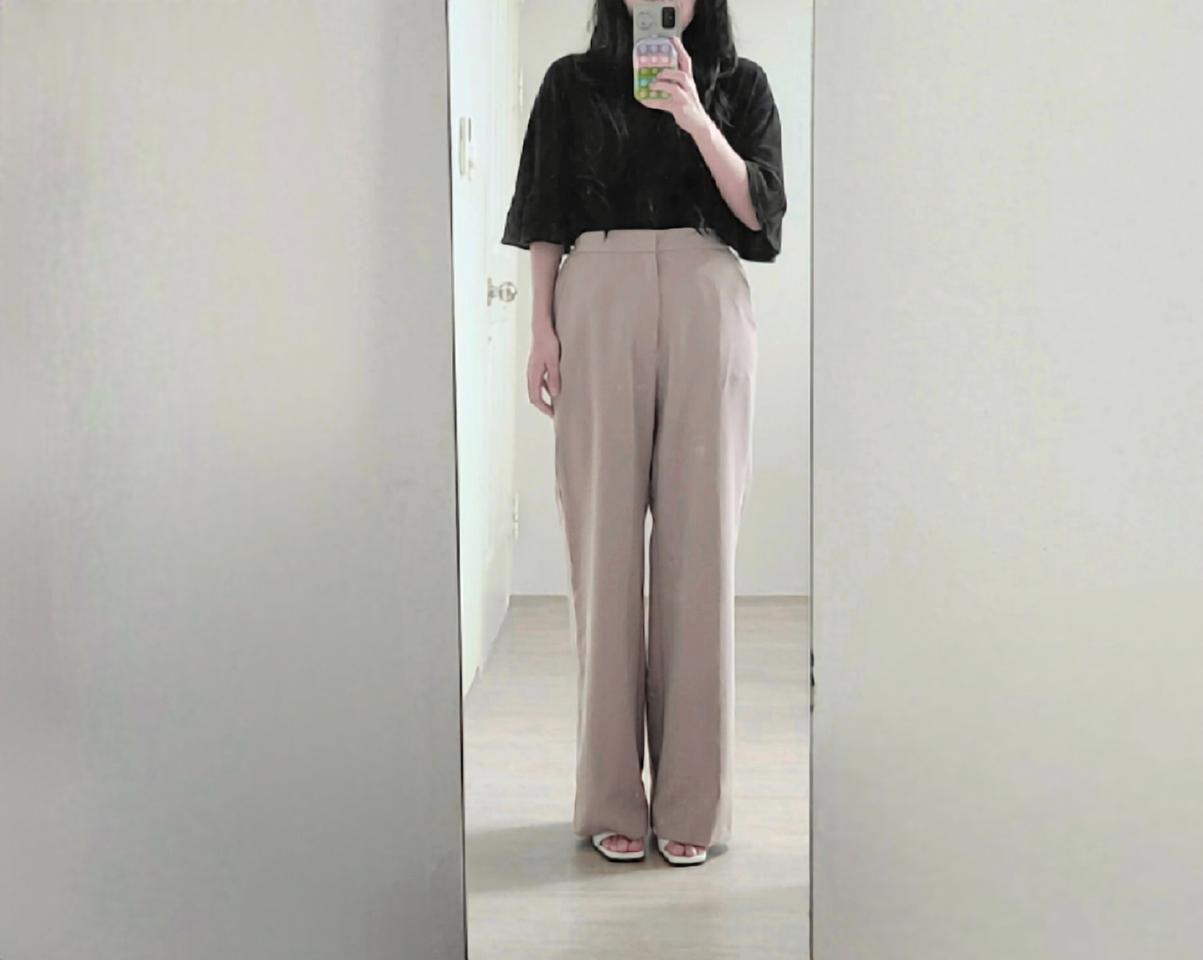 [새상품] GU 밀크코코아 하이웨스트 와이드핏 슬랙스 팬츠