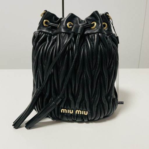 미우미우 마테라쎄 호보백