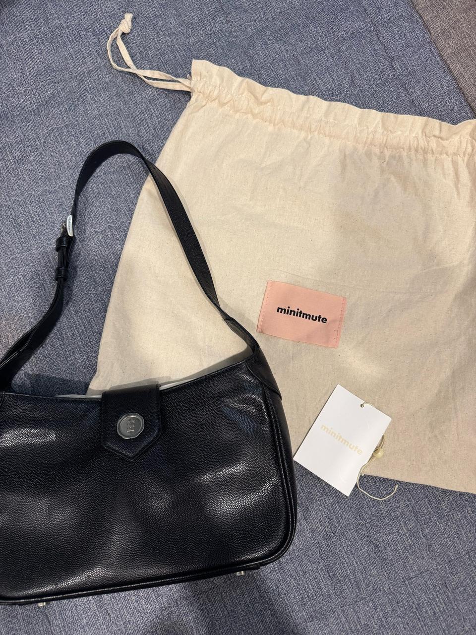 미닛뮤트 바톤 미니 블랙 숄더백 급처