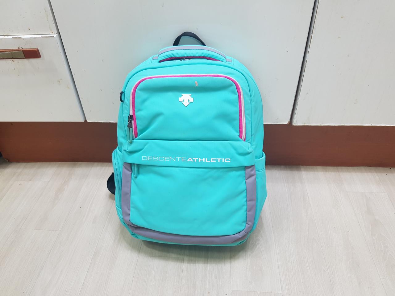 데상트 정품 초등가방 백팩 배낭 상태굿
