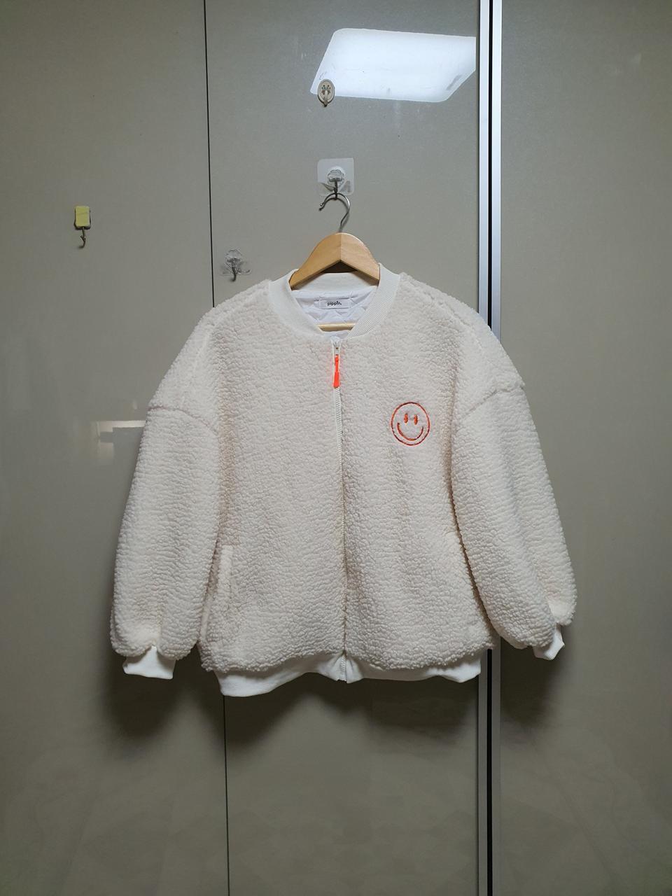 피핀 오버핏 스마일자수 뽀글이 자켓 (프리사이즈) 31