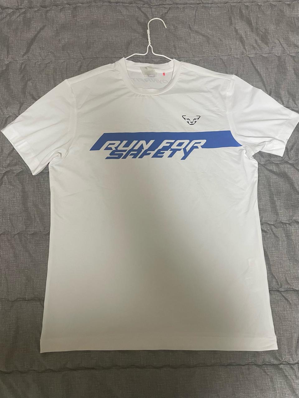 다이나핏 기능성 반팔티 95