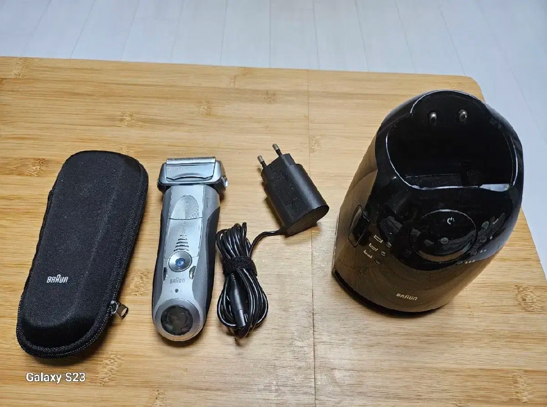브라운 면도기 7