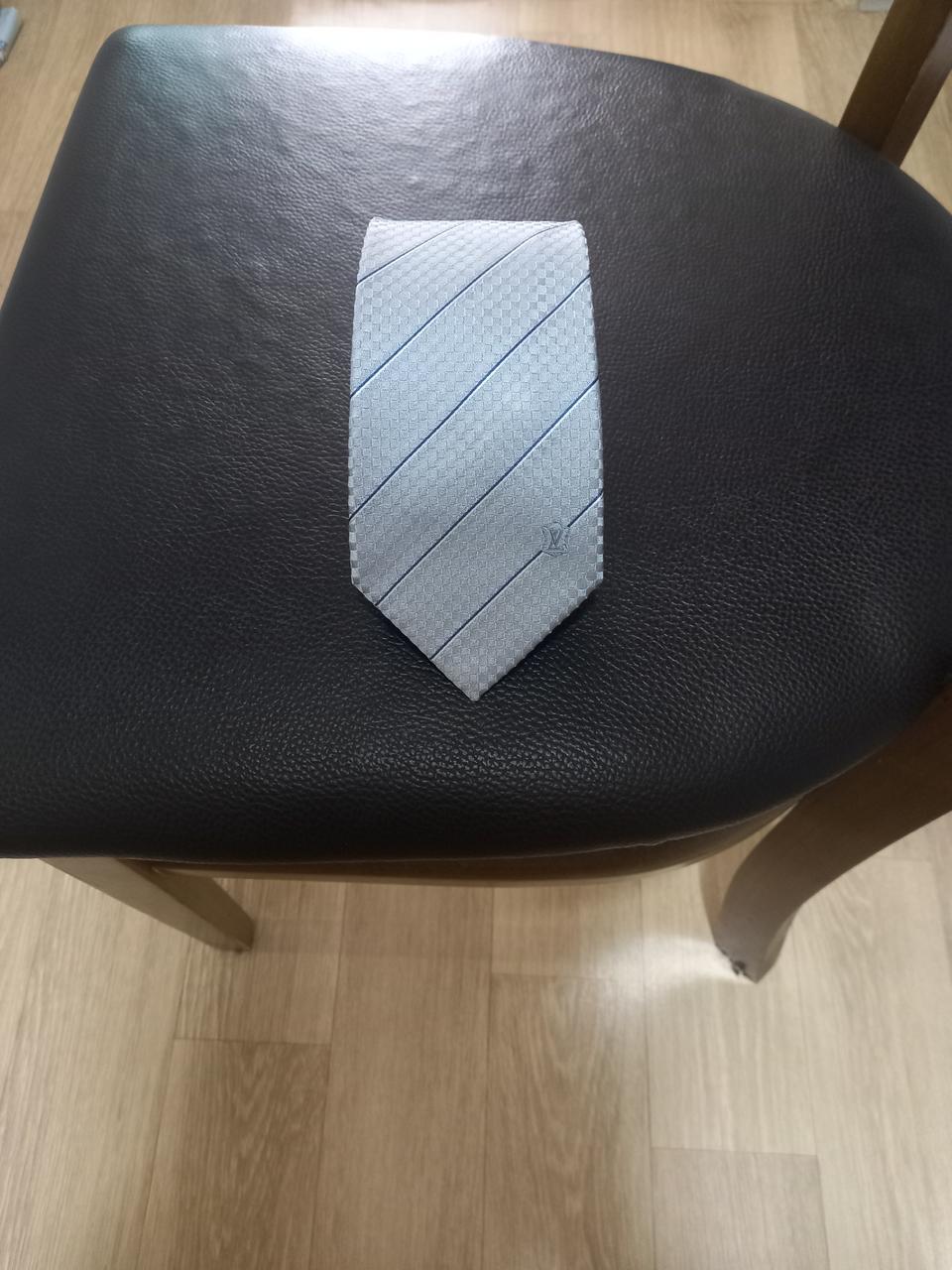 루이비통 넥타이