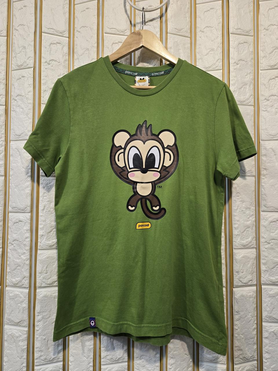 팬콧 반팔티셔츠